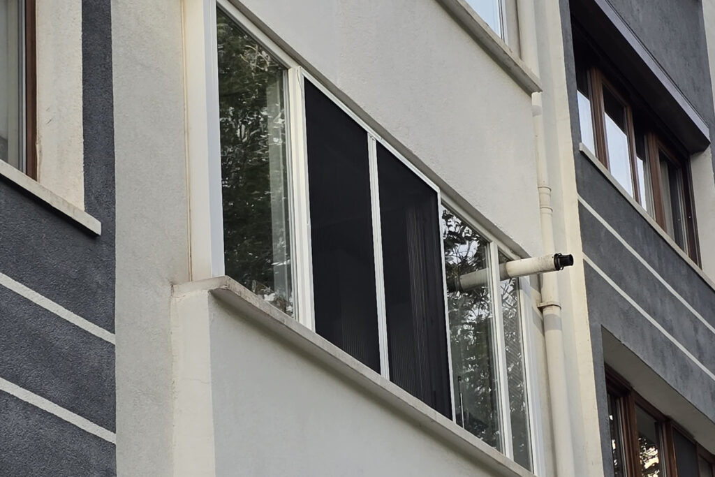Pencere Sinekliği 1 ankara pencere sinekliği
